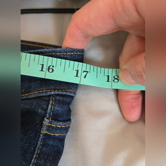 Levi's Women's Skinny Jeans - Dark Blue - Picture 7 of 9